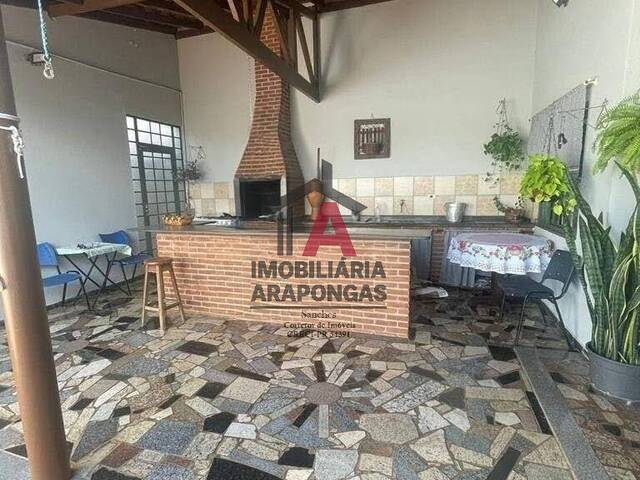 #6 - Casa para Venda em Arapongas - PR